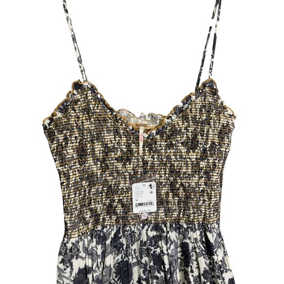 Free People - Picture 5 of 9